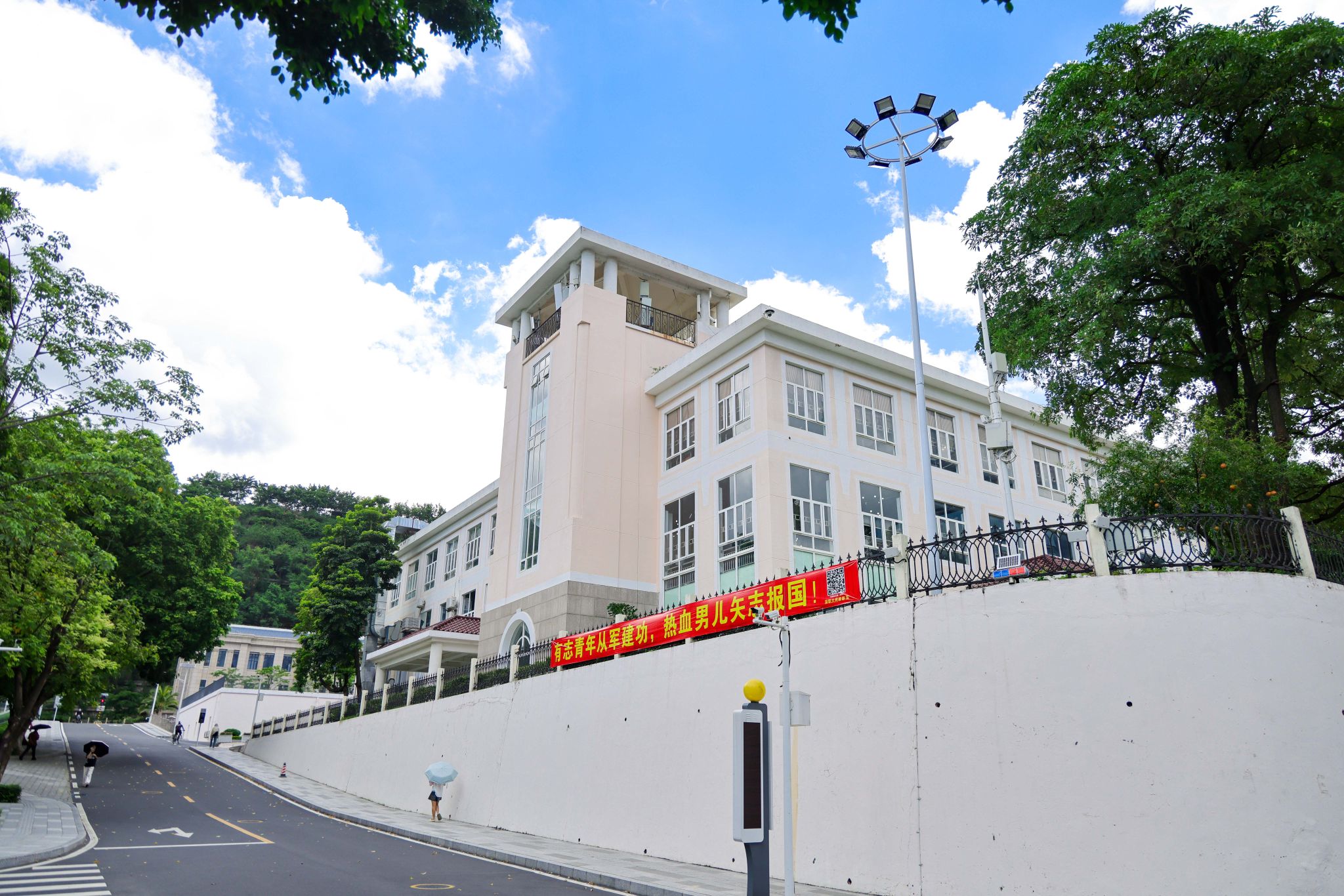 C426B2B3B8FB03346808D42C9DE_622A1575_767AE