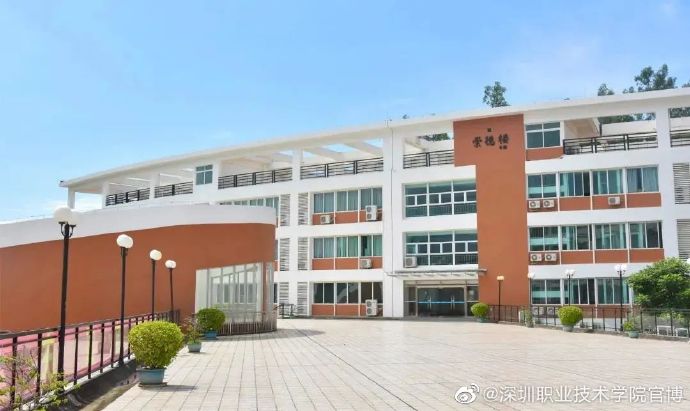 A0953C8F77E6E7C9D1CAE0E4F55_A5D3C559_B3BB