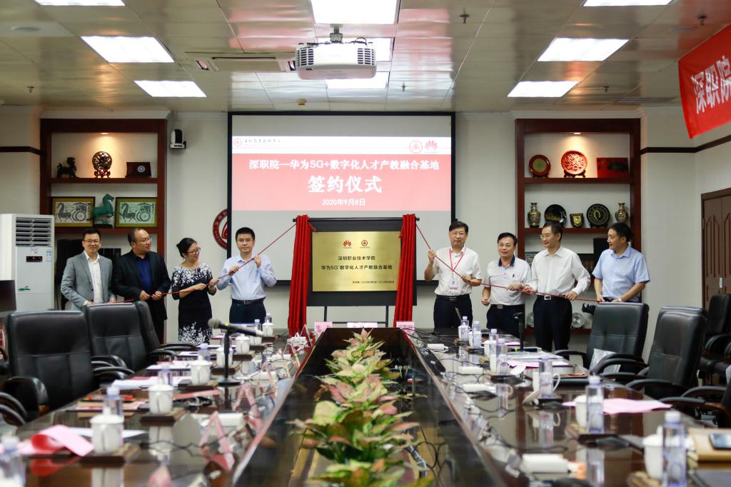 B5E33FE66EF22F789FE36C75346_A43F64CA_1AA19 B5E33FE66EF22F789FE36C75346_A43F64CA_1AA19