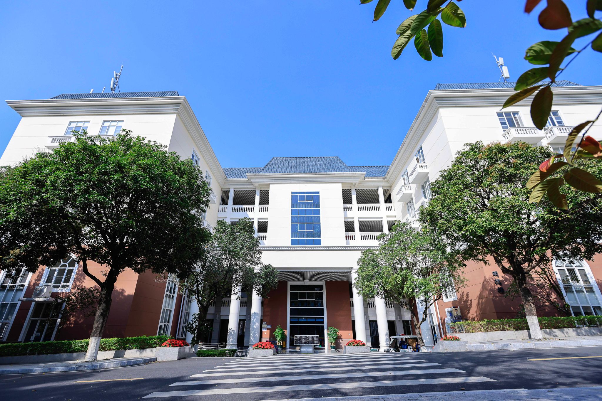 90B84FC9A8859EDA7B4B23AF374_0A90CB25_A107D