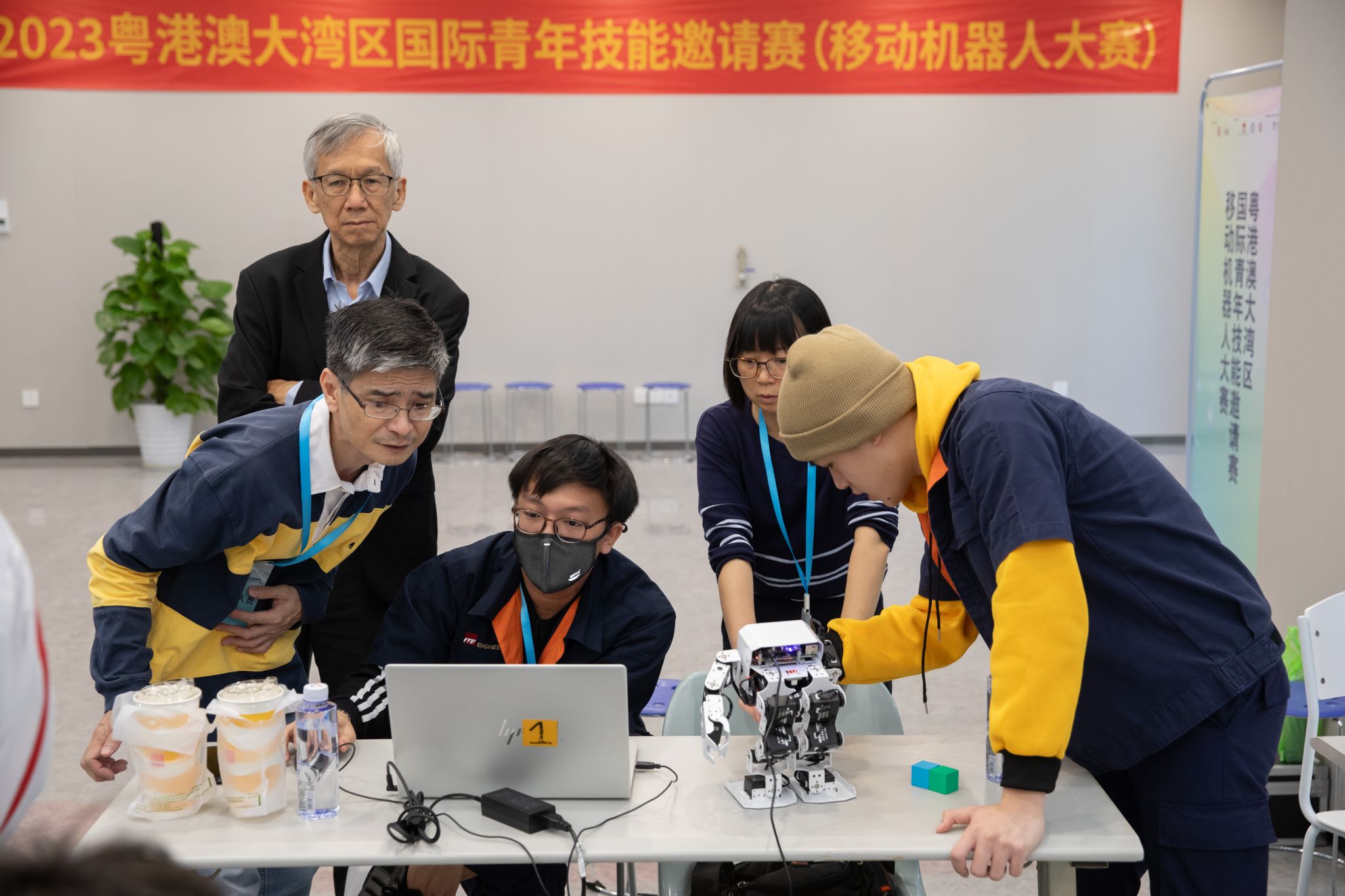 F2D46B59D1B7601F9BF926859C9_1D20791E_4046D