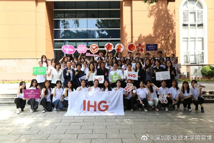 5C6CDA973D3D86585C38B58F2A3_A860EA99_12B76