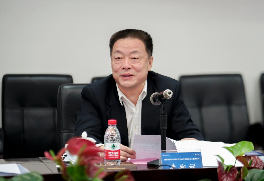 1EBCCB17FAE125F1A9CC94BEB9F_4F8F5C9A_C78B