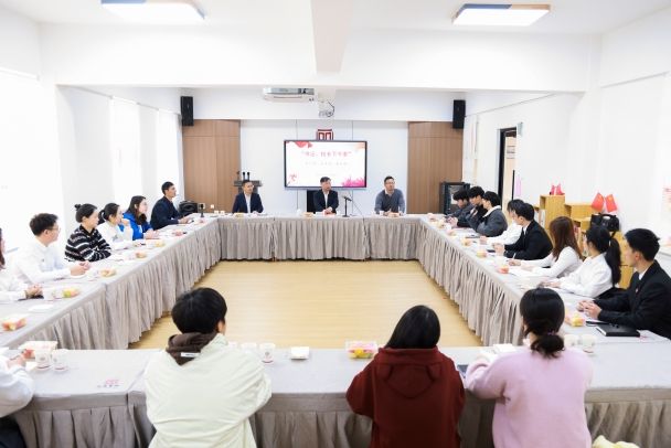 F107DCECC7E69F79567F6F9B435_213489D5_9814