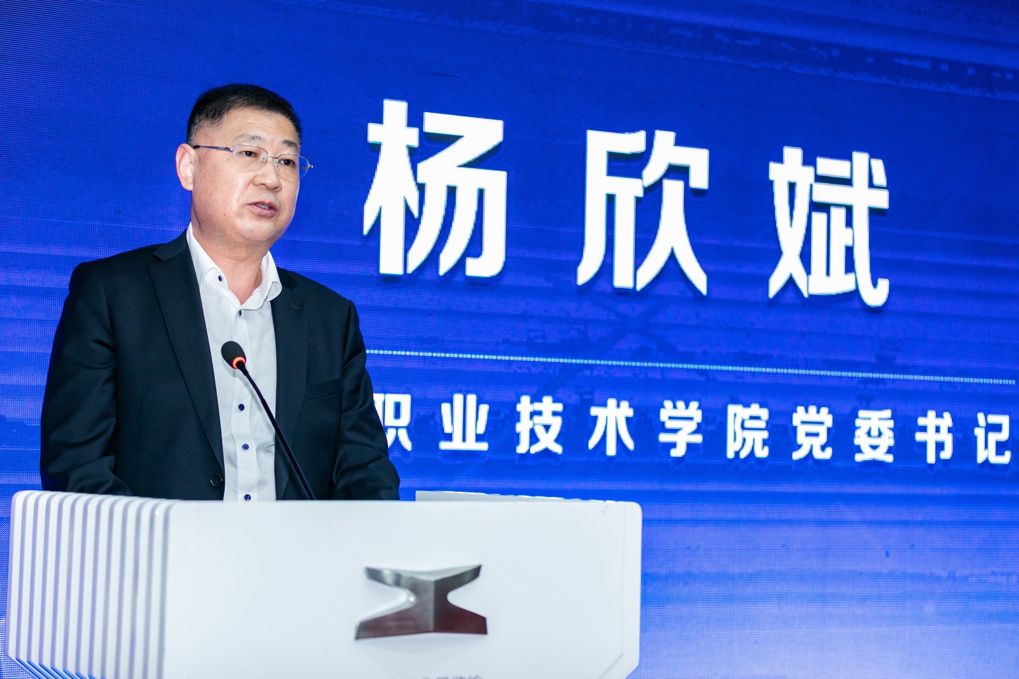 FD2870BD4A55DAF043576842691_69FE288C_6BA30