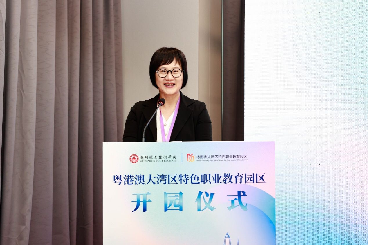 BBF50E4E1AB52598D0DFD51C77F_12613964_20687