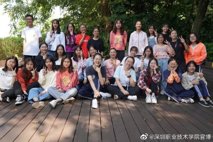 17F650FCFBFCB6FE4031DA1AB4B_BF0AEA14_13F46