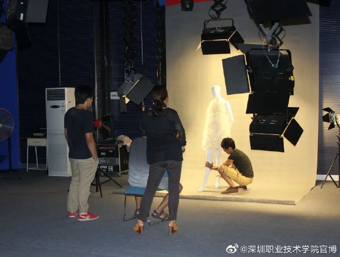 616AAB1641E71EC467F2C0BC6CB_12C2661B_C55B