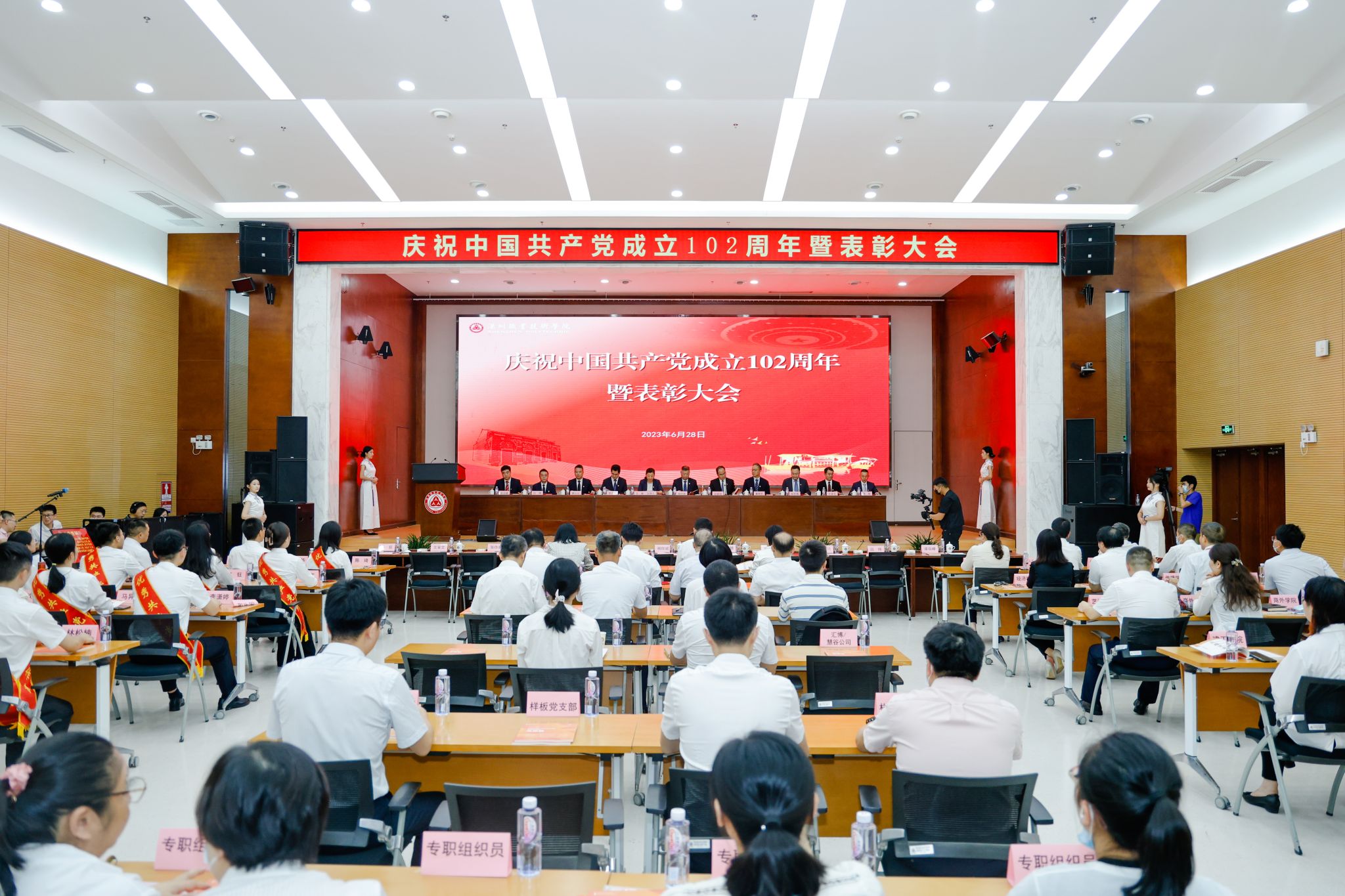 EFB2C107E6CA518C18275F5CD42_32E42A0F_60D31