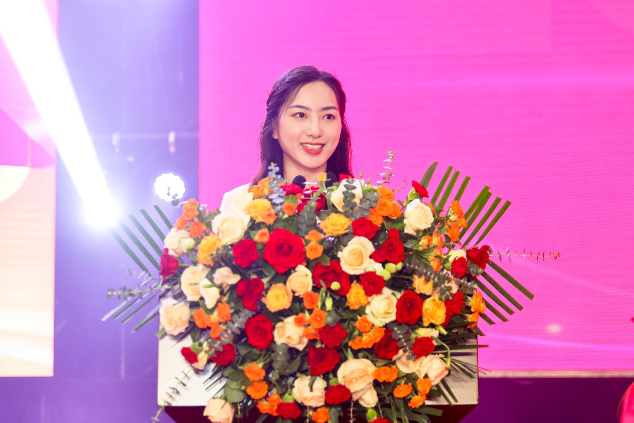 2446985B93C2387346E5C7C37DE_15B9600A_40DD4